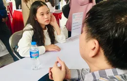Nhộn nhịp phiên giao dịch việc làm đầu năm