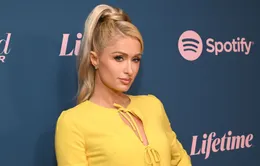 Paris Hilton sợ hãi vì bị gọi là "biểu tượng sex"