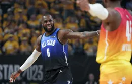 Lebron James lần đầu tiên để thua ở trận NBA All-Star