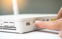 Nguy hiểm tiềm ẩn khi bật Wi-Fi trong khi vắng nhà thời gian dài
