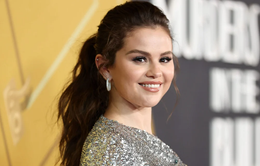 Selena Gomez "khóc hết nước mắt" vì bị miệt thị ngoại hình