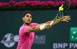 Carlos Alcaraz giành quyền vào tứ kết Indian Wells