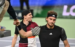 Stefanos Tsitsipas bất ngờ bị loại tại Thượng Hải Masters