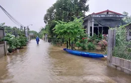 Quảng Trị: Mưa lớn làm ngập nhiều tuyến đường vùng thấp trũng, một người bị thương