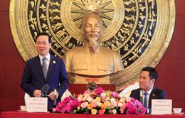 Chủ tịch nước gặp gỡ cán bộ, nhân viên các cơ quan đại diện ngoại giao Việt Nam tại Trung Quốc