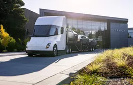 Tesla bắt đầu giao xe bán tải Cybertruck từ ngày 30/11