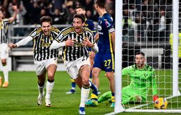 Juventus giành 3 điểm kịch tính trước Hellas Verona