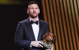 Messi lần thứ 8 giành Quả bóng vàng