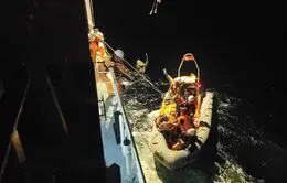 Kịp thời cứu sống thuyền viên bị đột quỵ trên biển