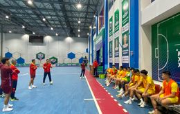 Đội tuyển futsal Việt Nam hứng khởi trong buổi tập đầu tiên tại Ulaanbaatar