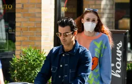 Joe Jonas "không muốn gây chiến" trong vụ ly hôn với Sophie Turner