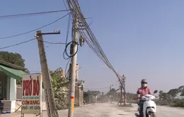 Ẩn họa từ những cột điện ‘bị bỏ quên’