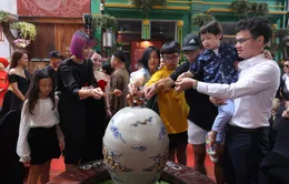 "Ngàn năm gốm Việt" và ước mong khôi phục lại dòng gốm hoa nâu