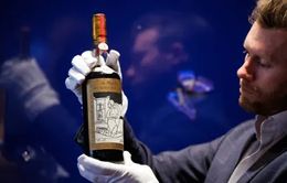 Kỷ lục: chai rượu whisky được "săn lùng" nhiều nhất thế giới được bán với giá 2,7 triệu USD