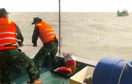 Cà Mau: Cứu hộ kịp thời tàu cá bị hư máy trên biển
