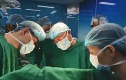 Cứu sống bệnh nhân hẹp khí quản phức tạp do tai nạn