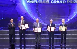 Công trình về pin mặt trời và pin lithium-ion giành giải thưởng 3 triệu USD của VinFuture 2023