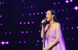 Katy Perry chinh phục khán giả Việt bằng loạt hit ở lễ trao giải VinFuture