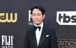 Lee Jung Jae quyên góp 42.000 USD cho các chuyên gia ngành điện ảnh