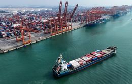 Xuất khẩu của Trung Quốc tăng sau 7 tháng