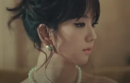 Jisoo (BLACKPINK) biến hóa đầy sắc màu trong MV solo đầu tay