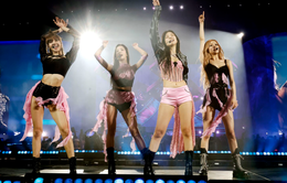 BLACKPINK được gọi là "huyền thoại" sau 2 tiếng biểu diễn tại Coachella 2023