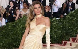 Gisele Bundchen tận hưởng "phút giây hiện tại" hậu ly hôn