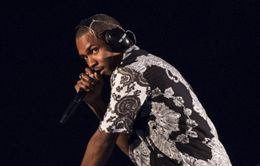 Frank Ocean hủy lịch diễn tại Coachella 2023 do gãy xương chân