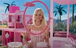 Margot Robbie không thể "hồng" hơn trong trailer mới của "Barbie"