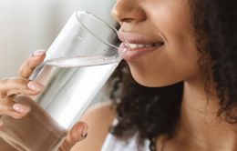 Làm thế nào để giảm hóa chất PFAS có trong nước uống của bạn?