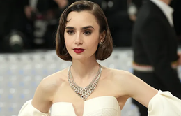 Nhẫn đính hôn kim cương của Lilly Collins bị mất cắp