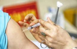 Đi tiêm vaccine phòng COVID-19 cần mang theo những giấy tờ gì?