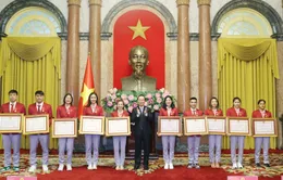 Chủ tịch nước biểu dương các “gương mặt vàng” của Đoàn Thể thao Việt Nam tại SEA Games 32