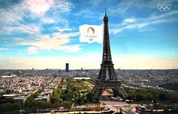 Có nên đặt ngọn đuốc Olympic trên tháp Eiffel?