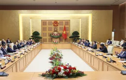 Thủ tướng tiếp Chủ tịch Liên minh Nghị sĩ hữu nghị Nhật Bản - Việt Nam