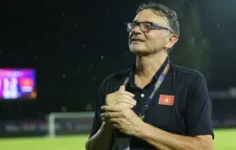 HLV Philippe Troussier: "Tôi hài lòng về kết quả và tinh thần chiến đấu của toàn đội"