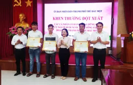 Tuyên dương 3 thanh niên dũng cảm lao xuống sông cứu người