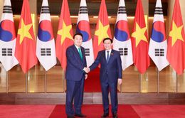 Chủ tịch Quốc hội Vương Đình Huệ tiếp Tổng thống Hàn Quốc Yoon Suk Yeol