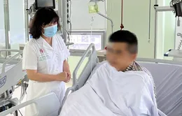 Sức khỏe 2 bố con trong vụ ngạt khí khi ngủ trên ô tô hiện ra sao?