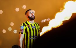 Benzema ra mắt Al Ittihad trong buổi lễ hoành tráng