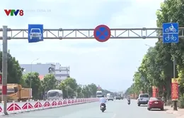 Bất cập các biển báo giao thông tại trung tâm thị xã Hương Trà, Thừa Thiên Huế