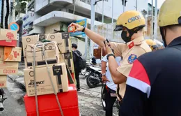 Công an TP. Hồ Chí Minh: Đẩy mạnh xử lý xe 2, 3 bánh cũ nát, chở hàng cồng kềnh mất an toàn