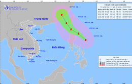 Bão Doksuri có thể mạnh thành siêu bão trên biển