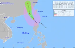 Bão Doksuri đi vào biển Đông trở thành cơn bão số 2, giật cấp 17