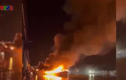 Đã tìm ra nguyên nhân khiến 5 tàu bốc cháy trong đêm ở Nghệ An