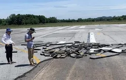 Làm rõ nguyên nhân bong tróc đường băng sân bay Vinh