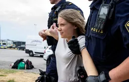 Greta Thunberg bị buộc tội không tuân lệnh của cảnh sát trong cuộc biểu tình