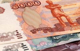 Đồng Ruble giảm giá mạnh