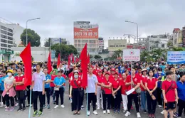 Tp Hồ Chí Minh: 2.500 người đi bộ ủng hộ Quỹ "Vì người nghèo" năm 2023