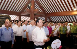 Chủ tịch nước dâng hương tưởng niệm 54 năm Ngày mất của Chủ tịch Hồ Chí Minh